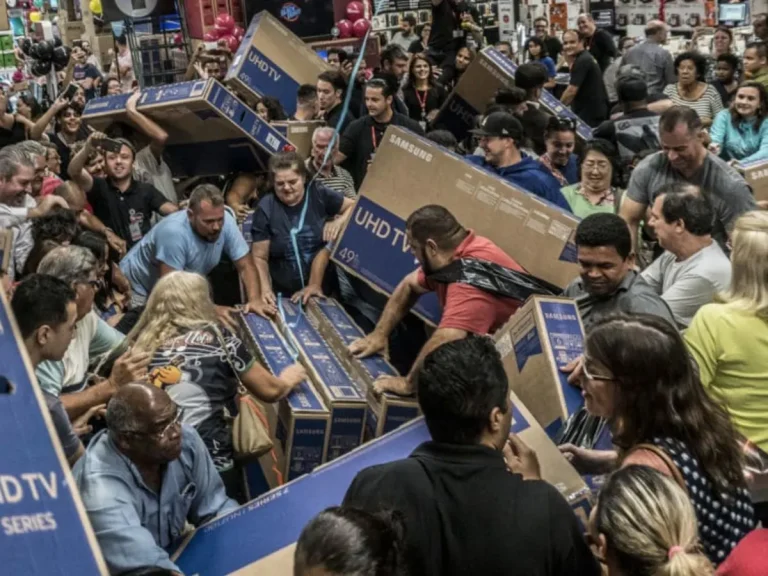 Black Friday FIGHTS!