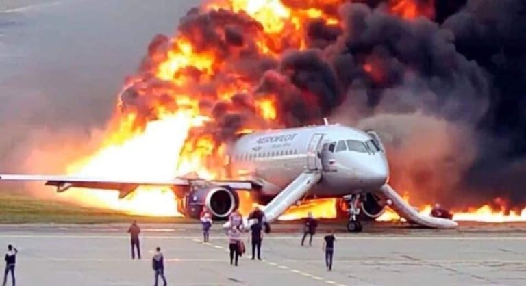 America’s most beloved family have been involved in a fatal plane crash on route to a concert!