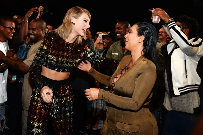 Taylor Swift Loses 5 Million Followers Overnight After Elon Musk Calls For Block And Boycott; Kardashian Family Drops Over 3 Million Followers – maily