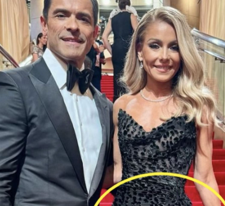 Kelly Ripa,53 gets mixed messages on her dress for the oscars!
