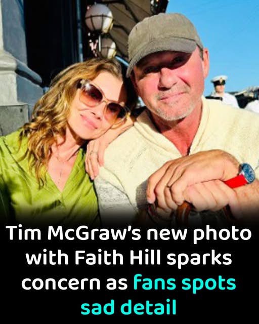 Tim McGraw’s Vacation Photo Contains a Surprise Detail Fans Noticed