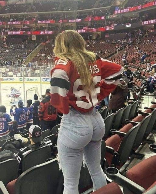 My ‘beloved husband’ received this photo from me, then wants a divorce