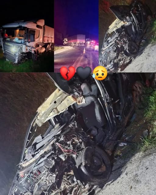 Serious head-on collision between a car and a truck leaves two dea…