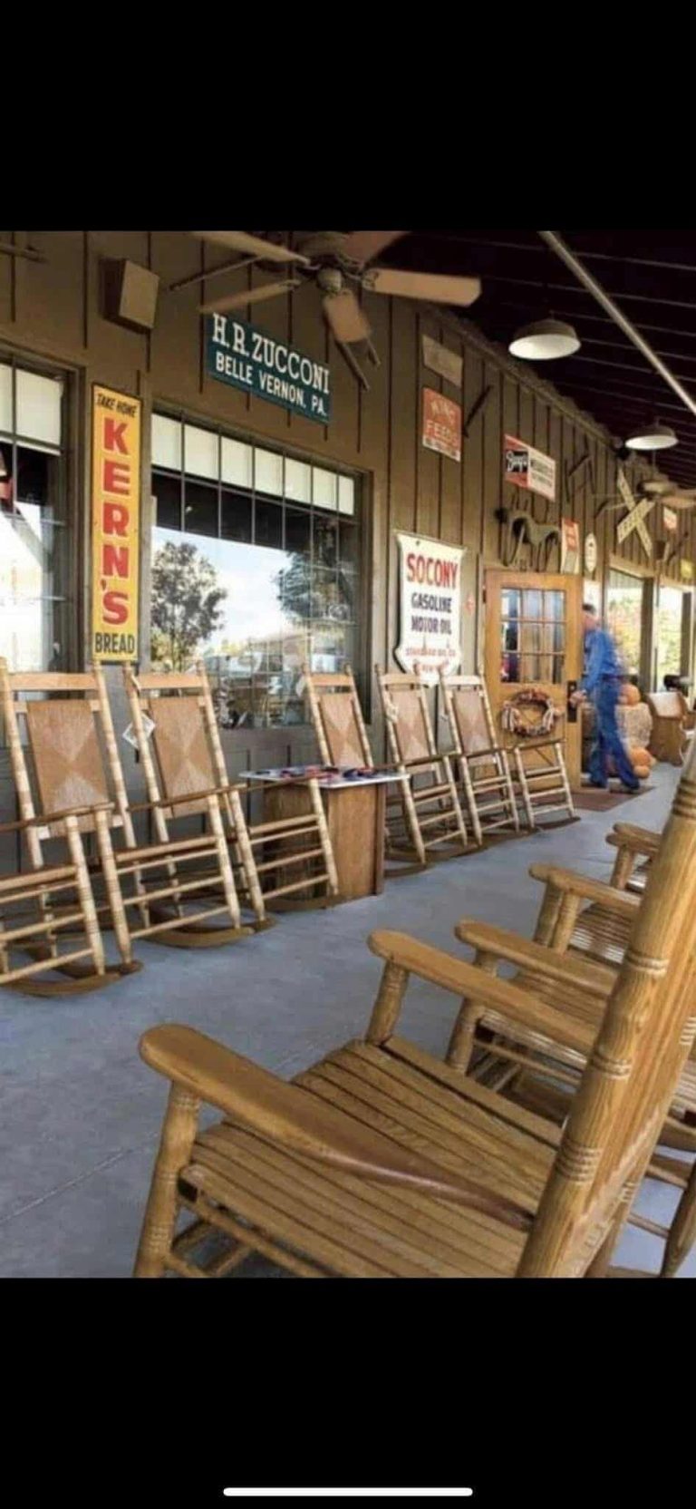 Cracker Barrel Says Sorry, Pulls Controversial Decoration