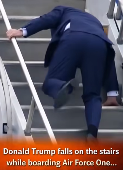Uncomfortable Moment Caught as Donald Trump Gets on Air Force One
